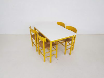 Børge Mogensen for FDB Møbler Original Yellow J39 “Shaker” Dining Chairs and Table, Denmark 1960’s