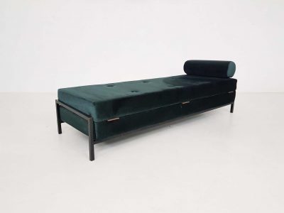 Mid-century modern green velvet daybed, The Netherlands 1950’s