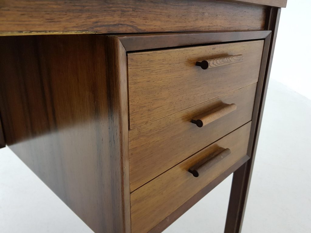 gunni-omann-style-rosewood-desk-for-sale_18