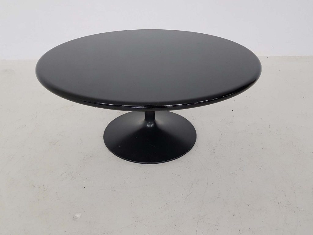 pierre-paulin-for-artifort-round-coffee-table-for-sale_7
