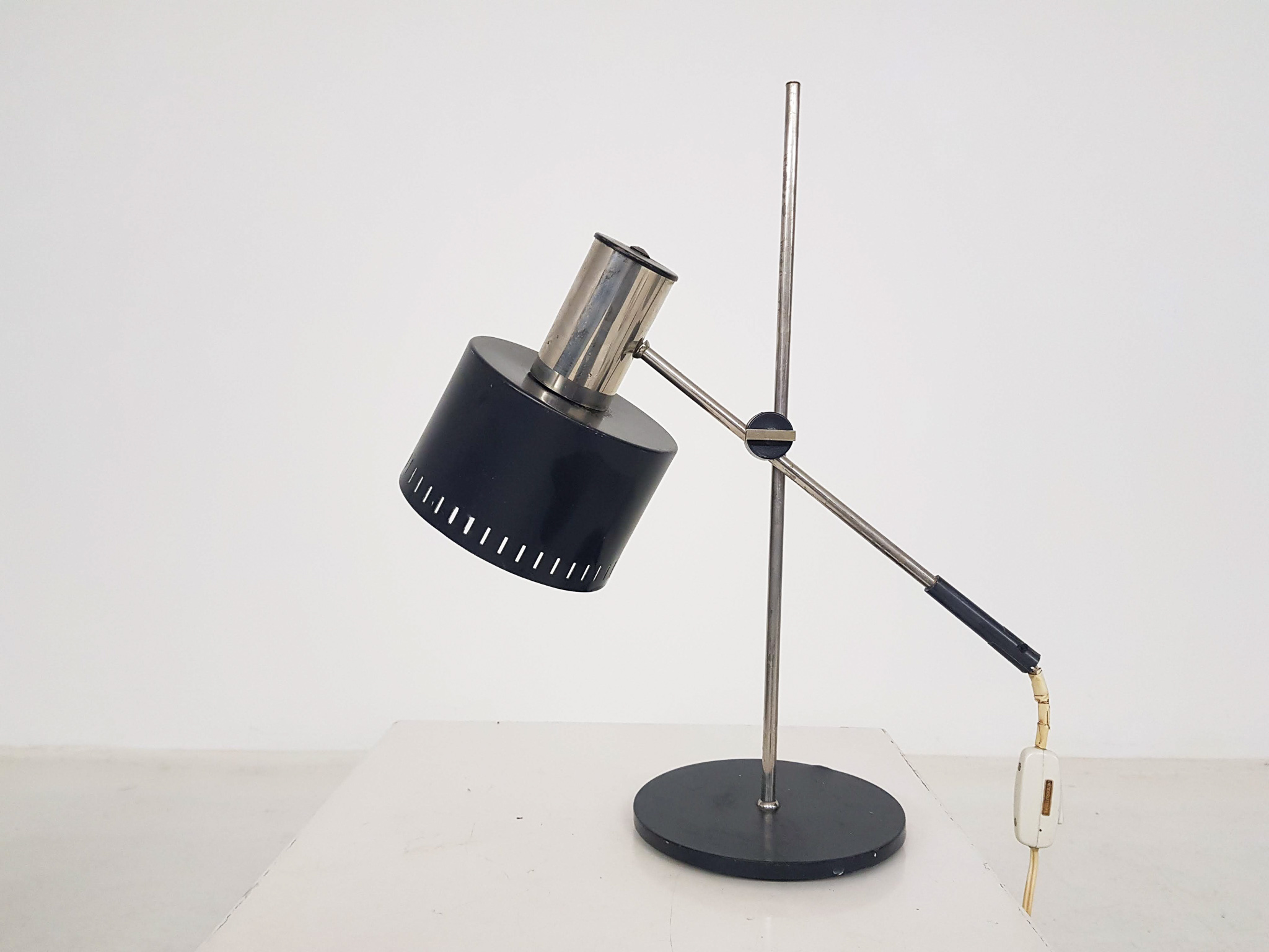 Hala Desk Lamp Netherlands 1950 S For Sale At Zo Goed Als Oud