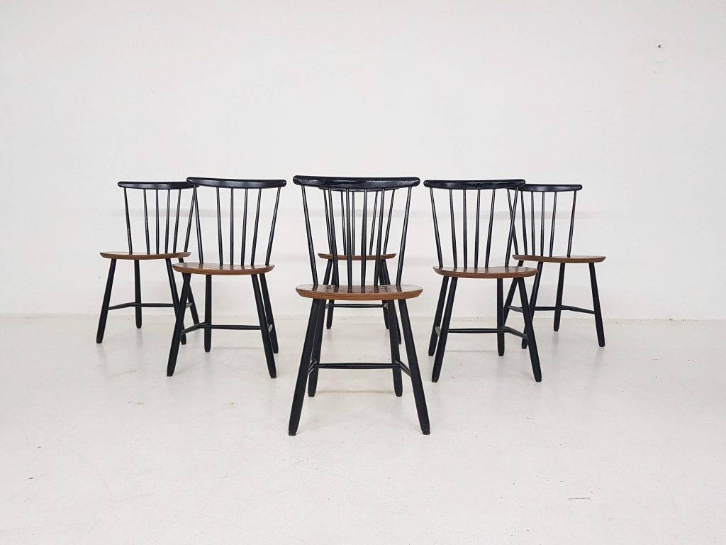 farstrup-spindle-back-chairs-for-sale_10
