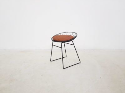 Cees Braakman for Pastoe KM05 metal wire stool, The Netherlands