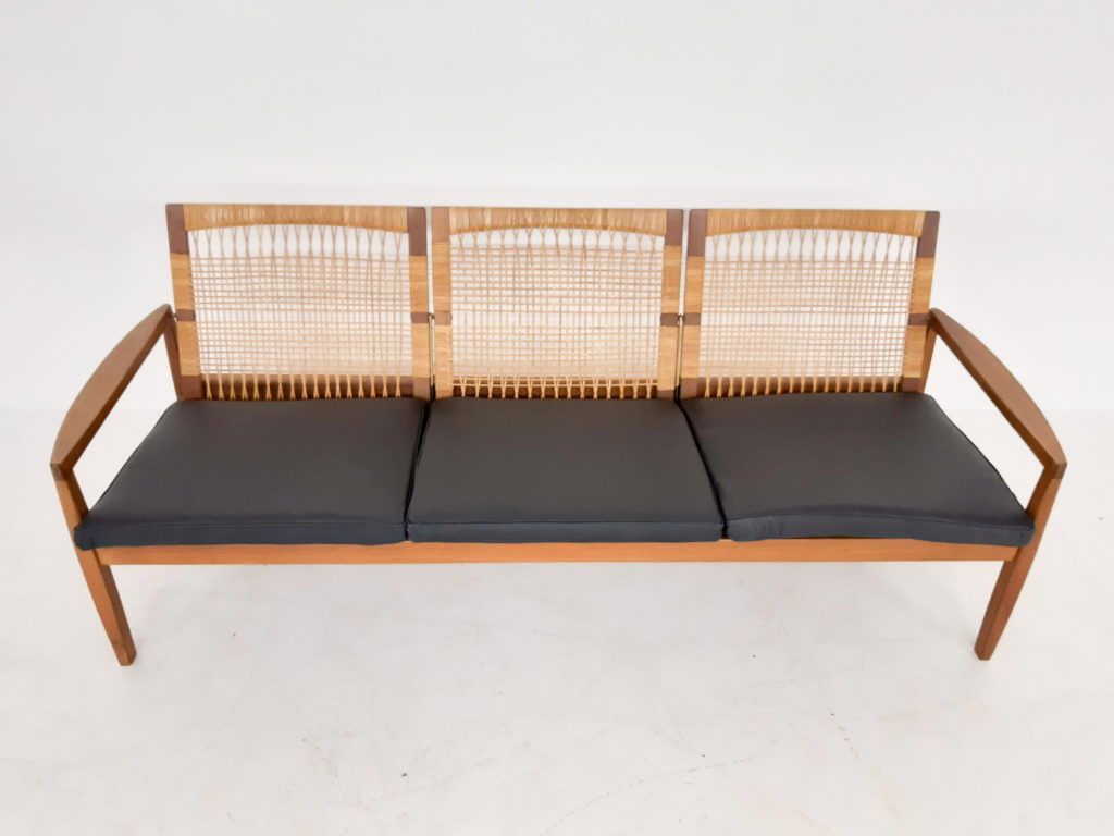 hans-olsen-juul-kristensen-rattan-leather-sofa-for-sale_12