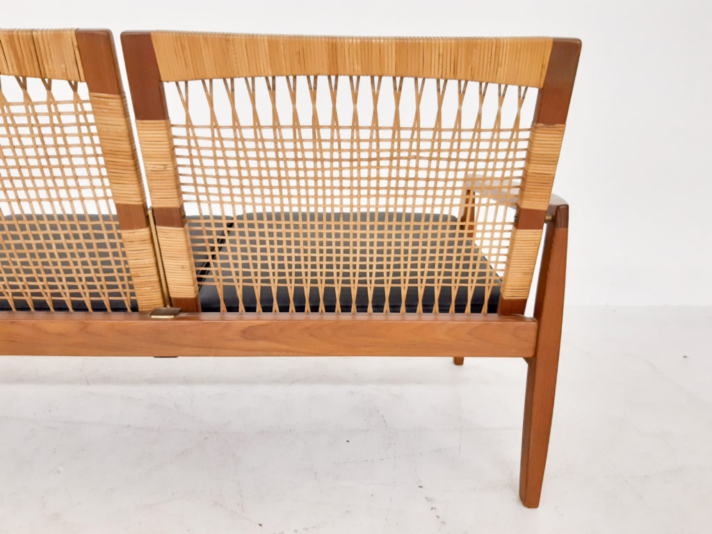 hans-olsen-juul-kristensen-rattan-leather-sofa-for-sale_4