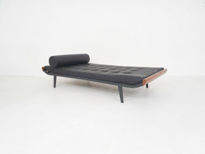 Black leather A.R. Cordemeyer for Auping “Cleopatra” daybed, The Netherlands 1953