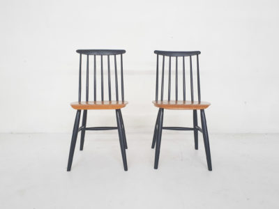 Set of two spindle back chairs, The Netherlands 1960's
